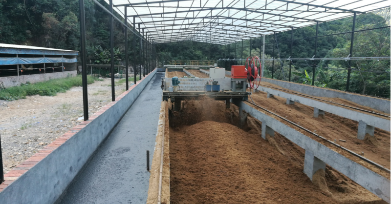 沙县某猪场舍外发酵床